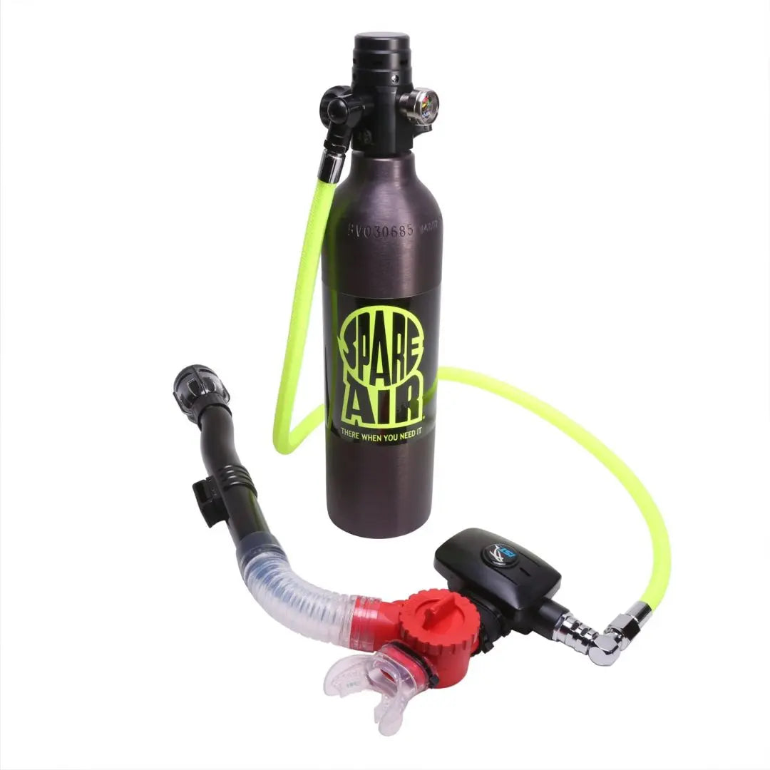 Spare Air Xtreme 6 mini scuba cylinder with regulator, hose, pressure gauge, and second stage mouthpiece.
